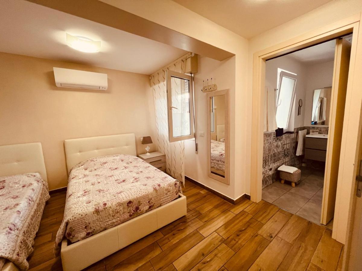 Affitta Camere La Fenice Di Folli Lorella Пуэньяго Экстерьер фото