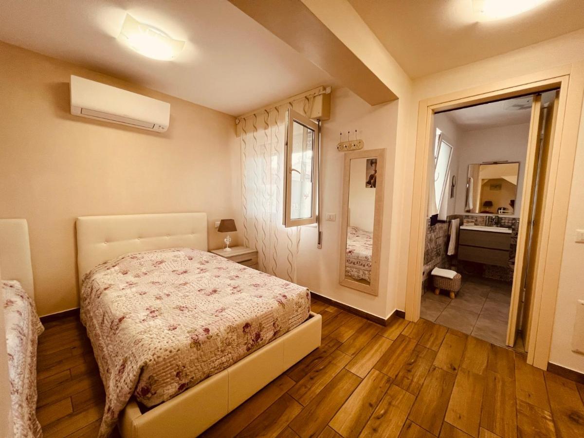 Affitta Camere La Fenice Di Folli Lorella Пуэньяго Экстерьер фото